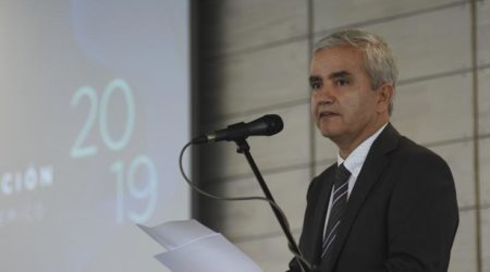 Rector Ricardo Paredes