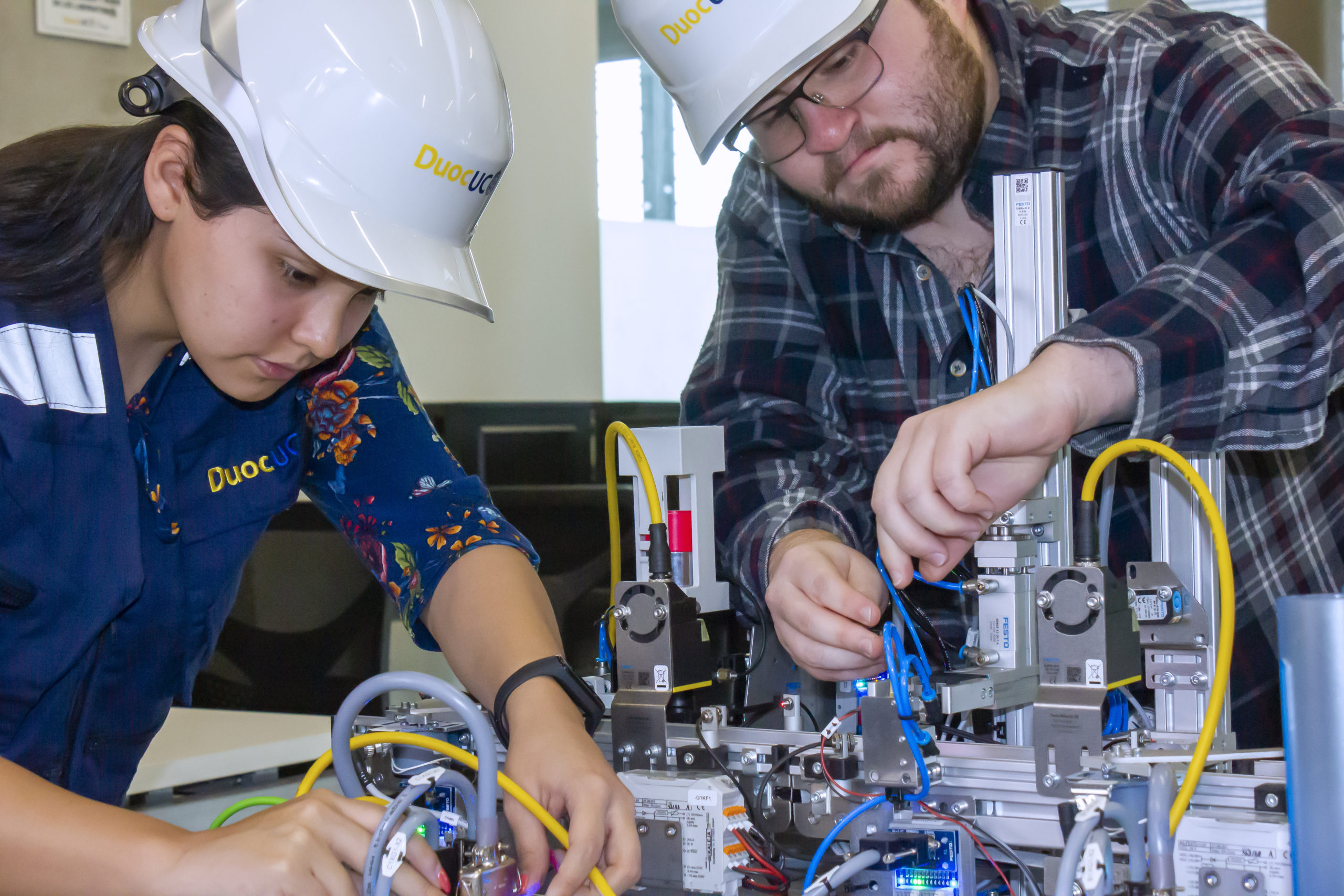 Ingeniería en Electricidad y Automatización Industrial