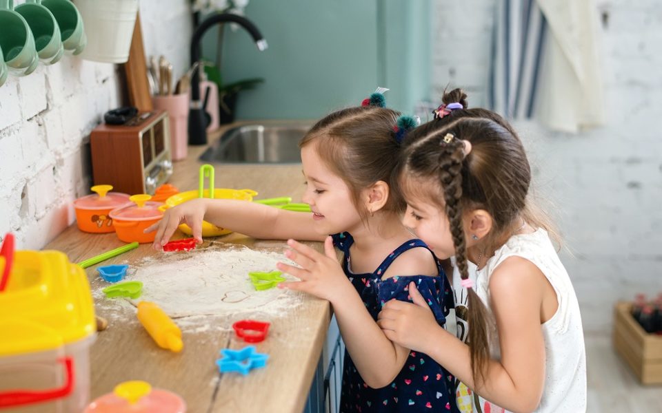 Niñas jugando