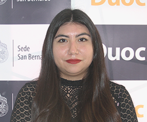 Isabella Bastías C.
