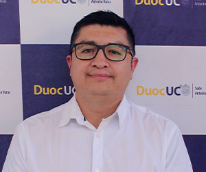Camilo Millavil M.