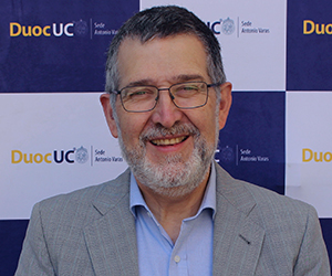 Claudio Barrios A.