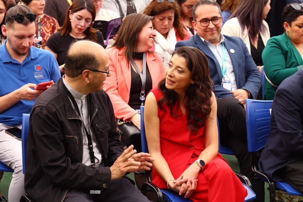 Asistentes Inauguración Centro de Negocios en Plaza Vespucio