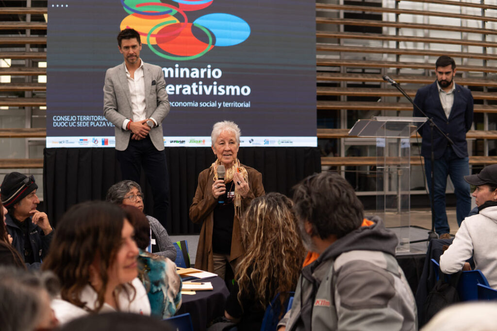 Seminario Cooperativismo como Motor de Cambio Duoc UC
