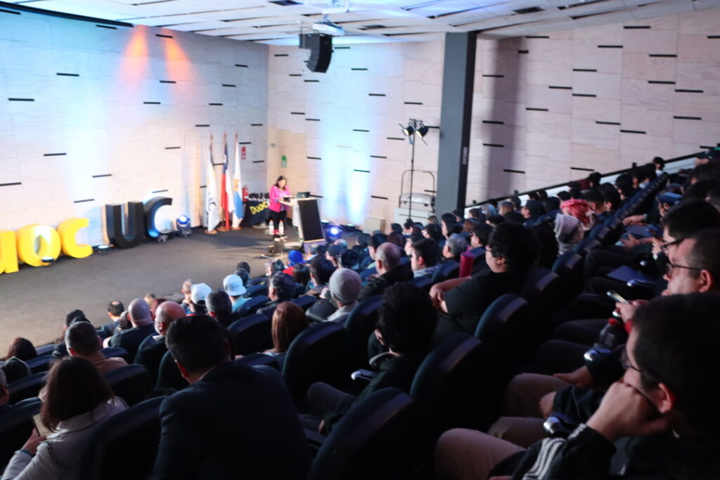 Audiencia SummIT de Ciberseguridad de Duoc Uc