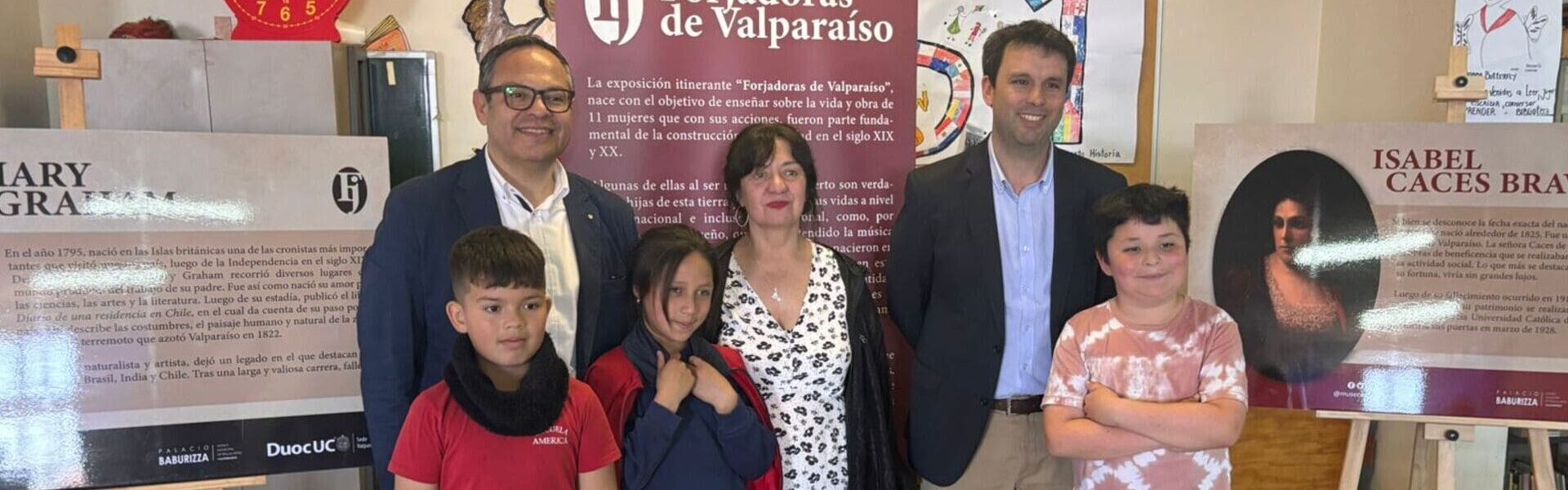 Escuela América de Playa Ancha en muestra "Forjadoras de Valparaíso"