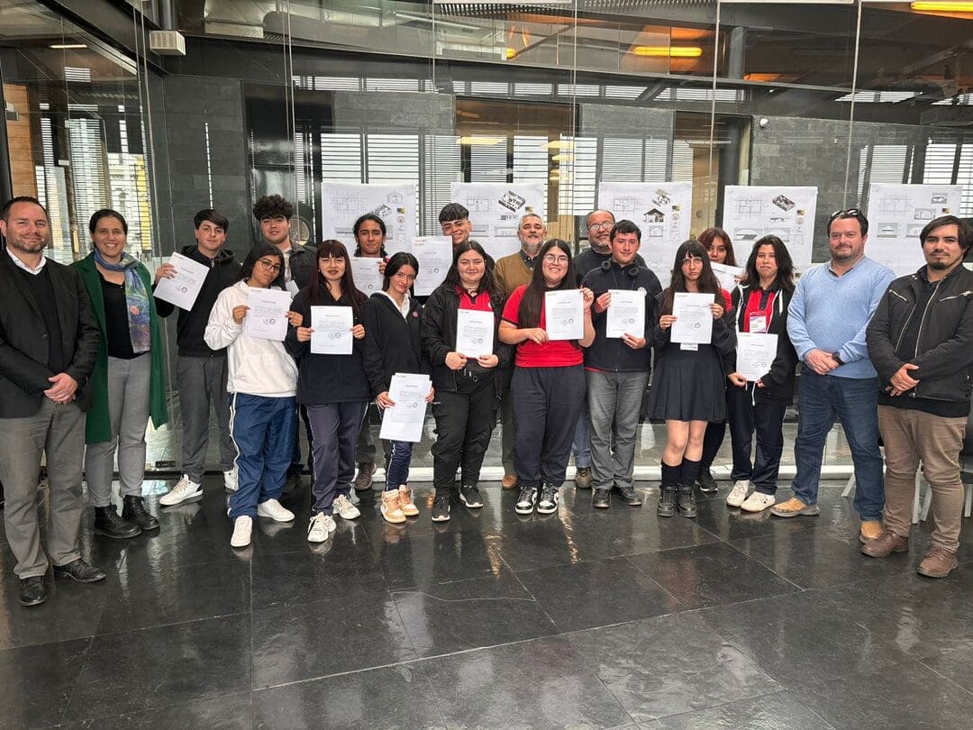 Estudiantes se certifican en Dibujo y Modelamiento Arquitectónico y Estructural