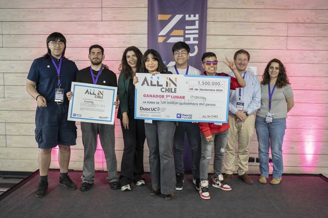 Primer lugar estudiantes Torneo All In Chile 2024