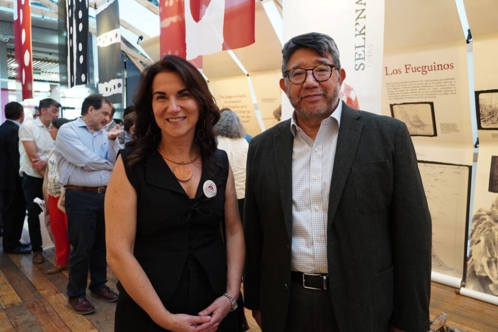 Asistentes a la muestra "Historia de una Huella"