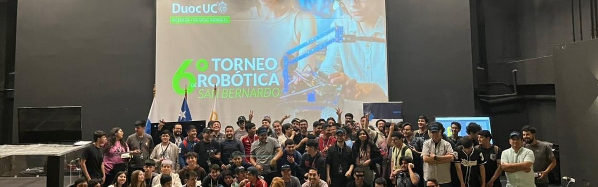 Participantes 6to torneo de robótica Duoc UC sede San Bernardo