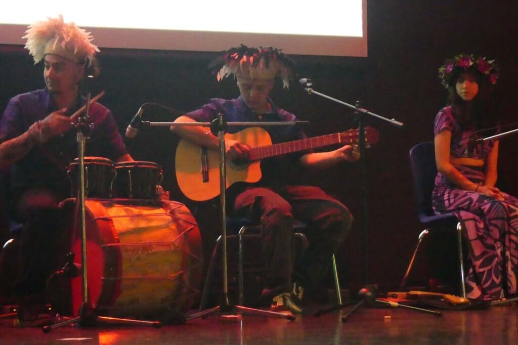 Músicos de gala Rapa Nui Duoc UC San Bernardo