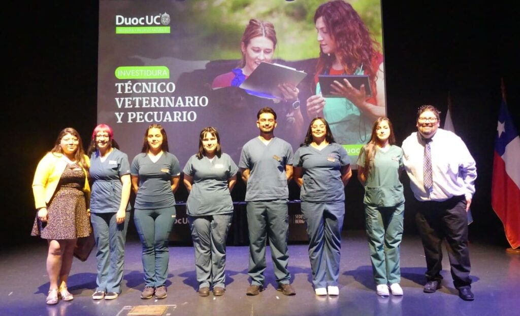 Estudiantes en el escenario