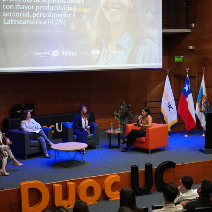 expositoras mujeres en la construccion