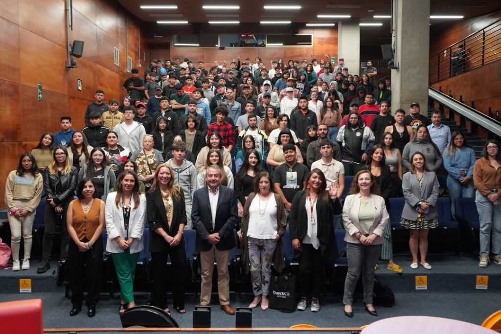 conversatorio mujeres en la construccion